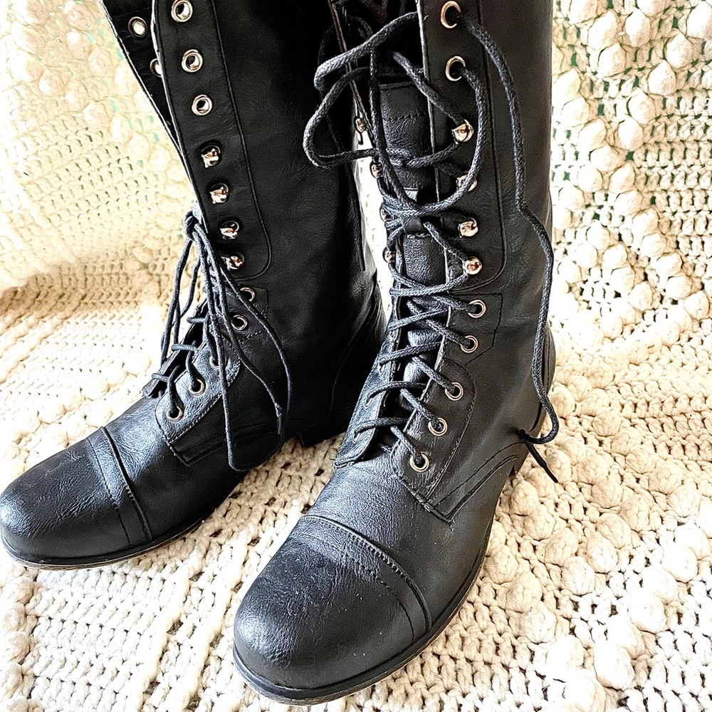 ***SOLD***Women’s Lace up Boots | Women’s Combat
